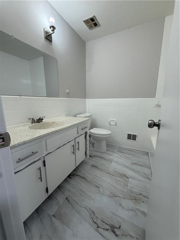 13202 Lowell Avenue — photo 11