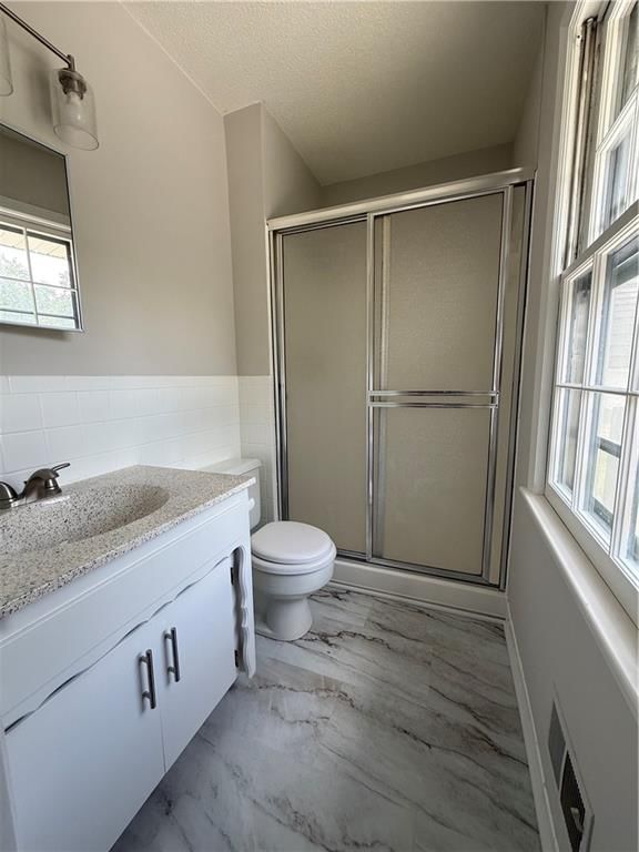 13202 Lowell Avenue — photo 17