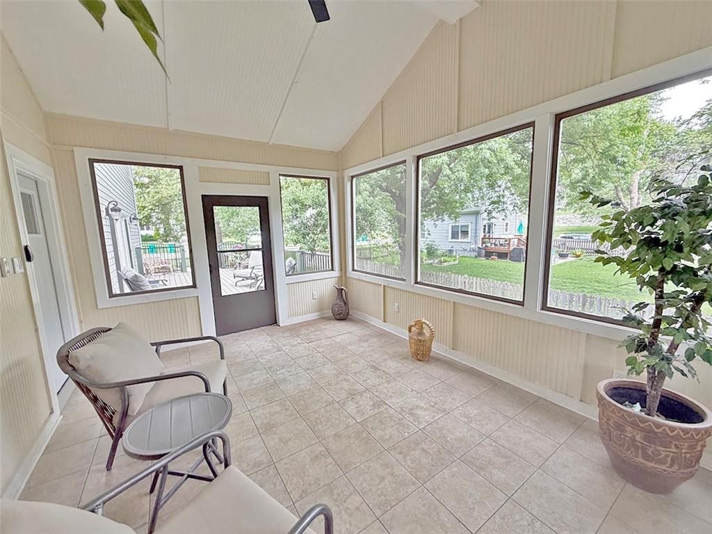 4525 Eaton Street — photo 53