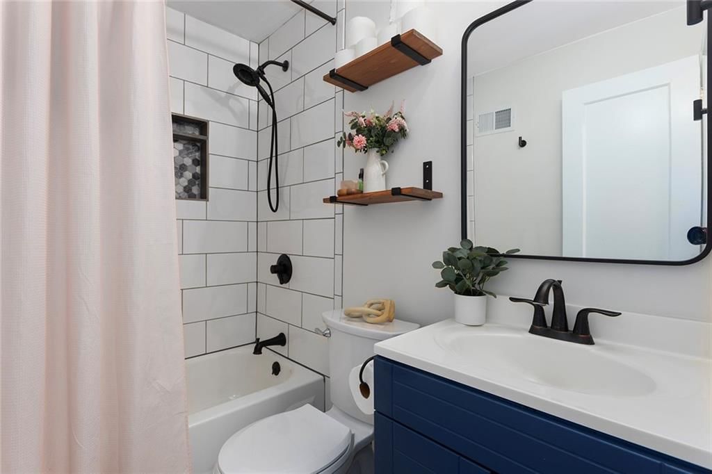 8626 Maiden Lane — photo 17