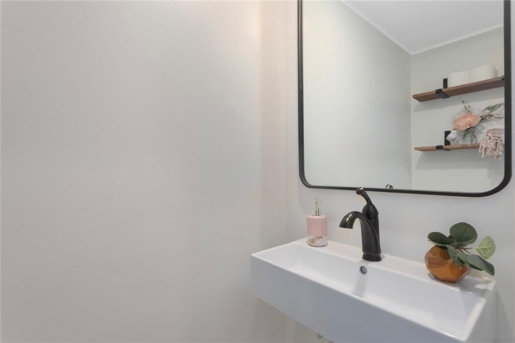 8626 Maiden Lane — photo 20