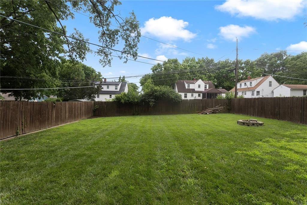8626 Maiden Lane — photo 27