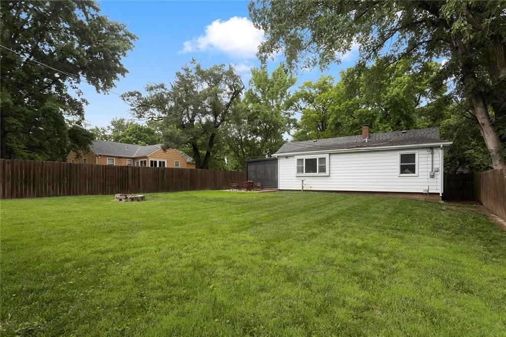 8626 Maiden Lane — photo 28