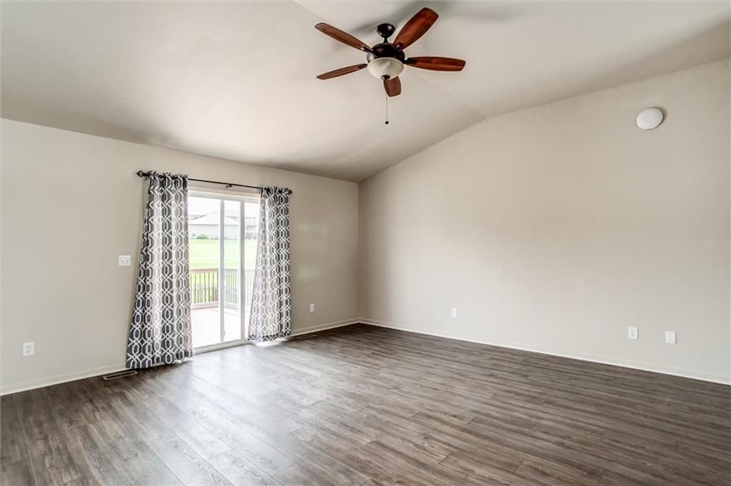 14413 EASTERN Court — photo 5