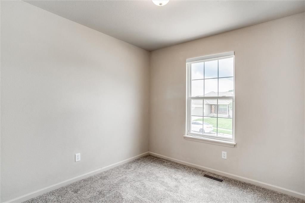 14413 EASTERN Court — photo 18