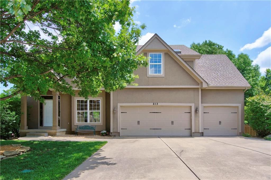 613 SW Derby Drive — photo 4