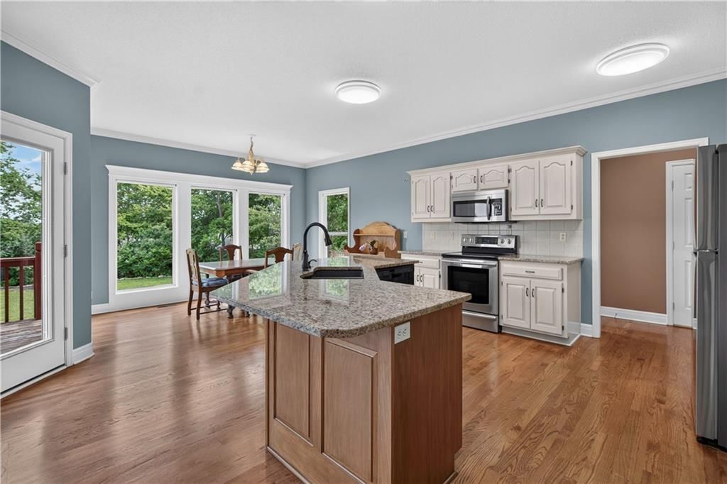 613 SW Derby Drive — photo 16