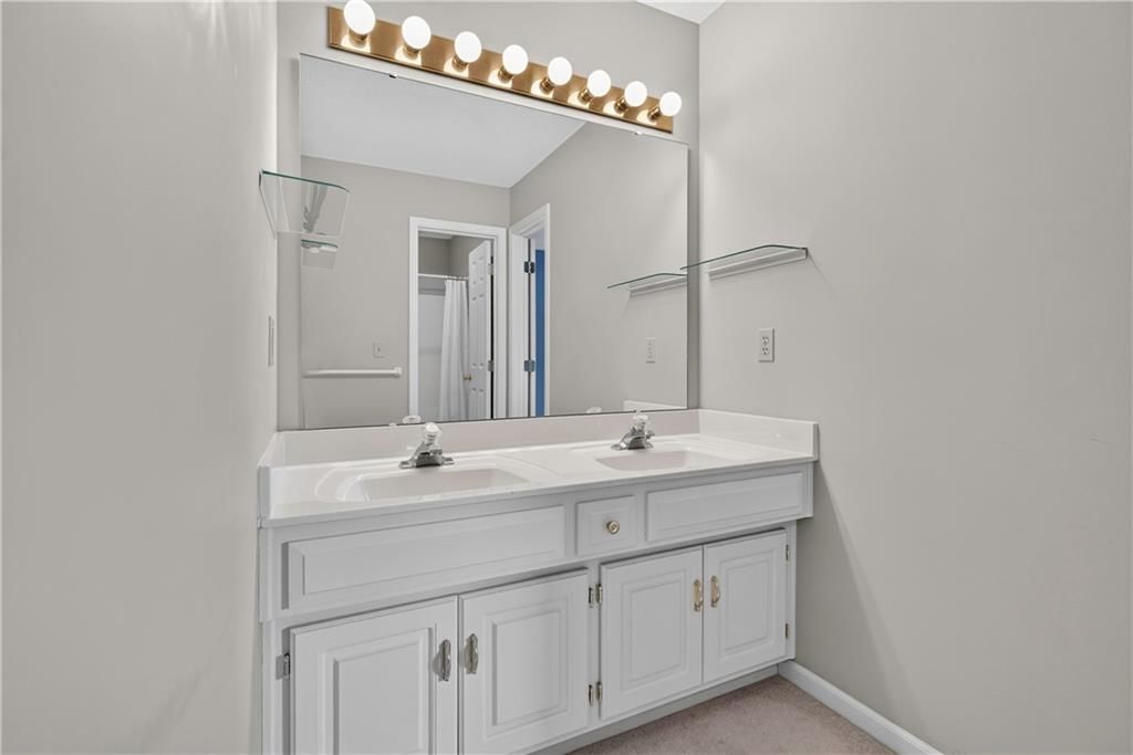 613 SW Derby Drive — photo 39