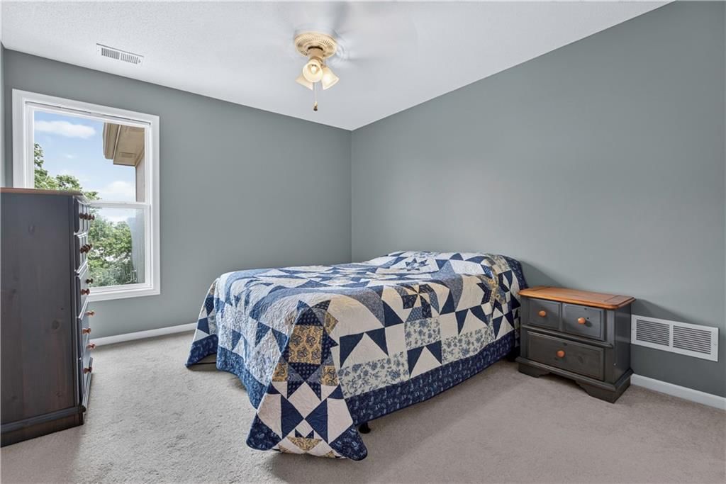 613 SW Derby Drive — photo 40