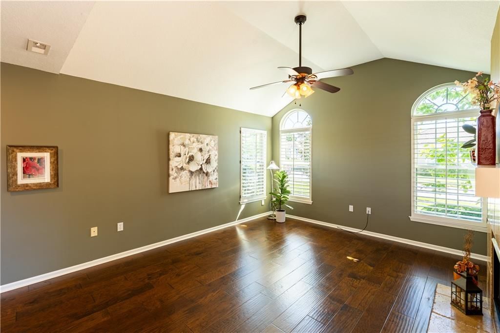 13944 Kenneth Court — photo 8