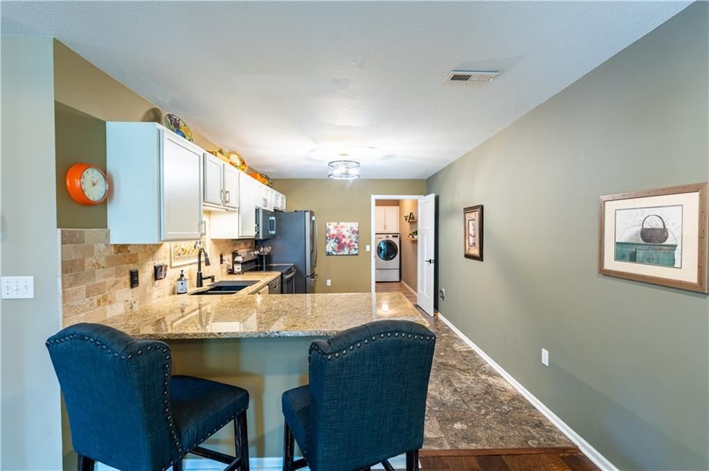 13944 Kenneth Court — photo 10