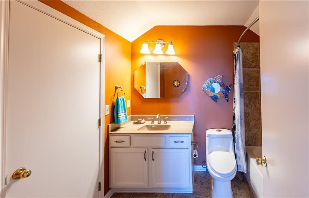 13944 Kenneth Court — photo 24