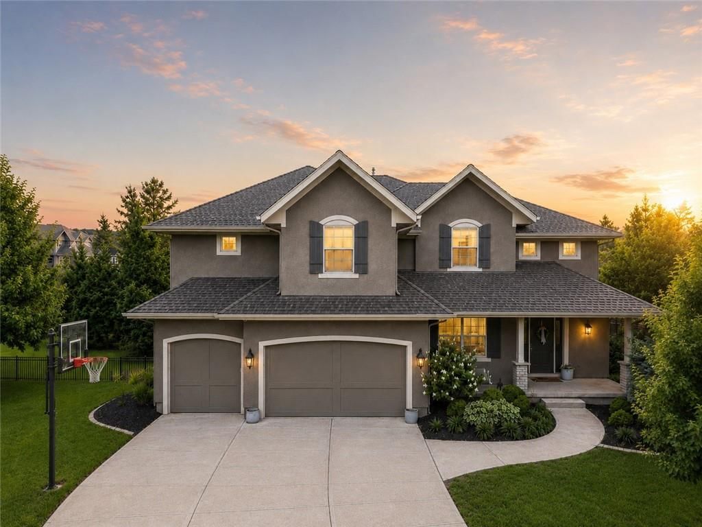 25205 W 97th Place, Lenexa, KS