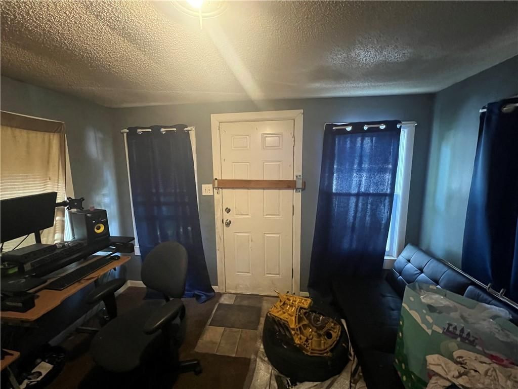 8000 Wayne Avenue — photo 18