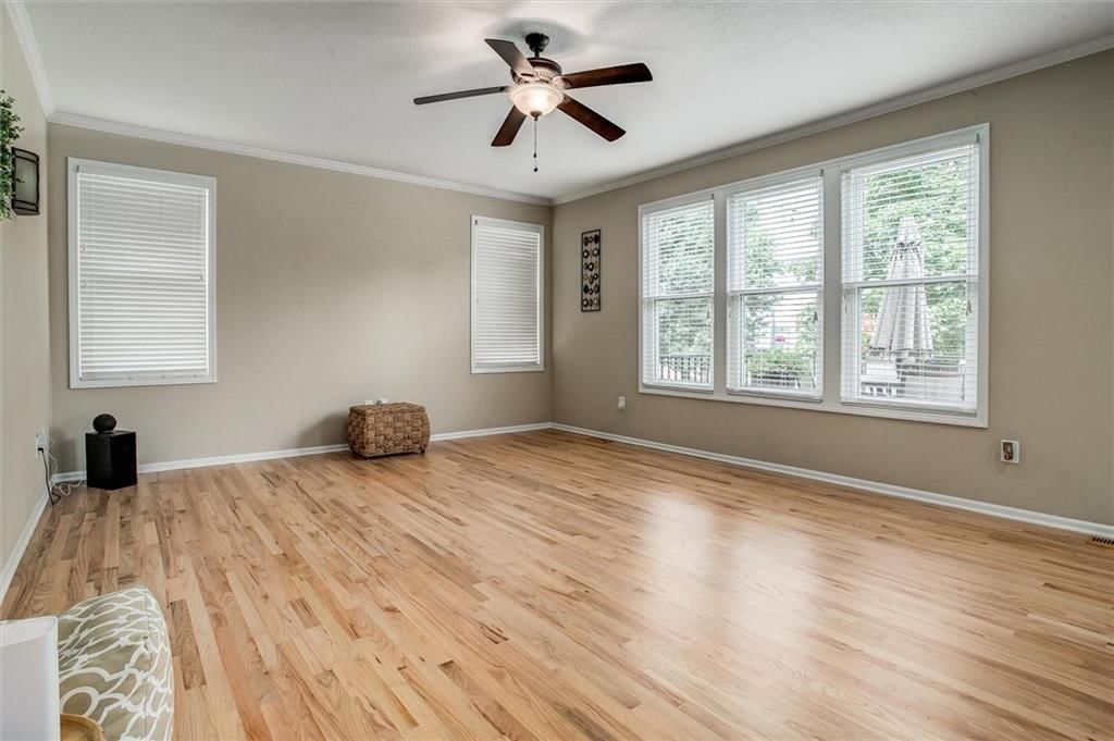21624 W 58th Street — photo 5