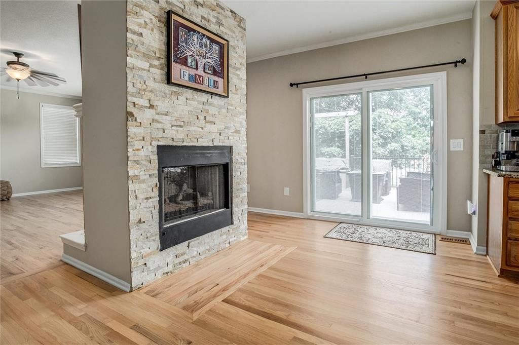 21624 W 58th Street — photo 6
