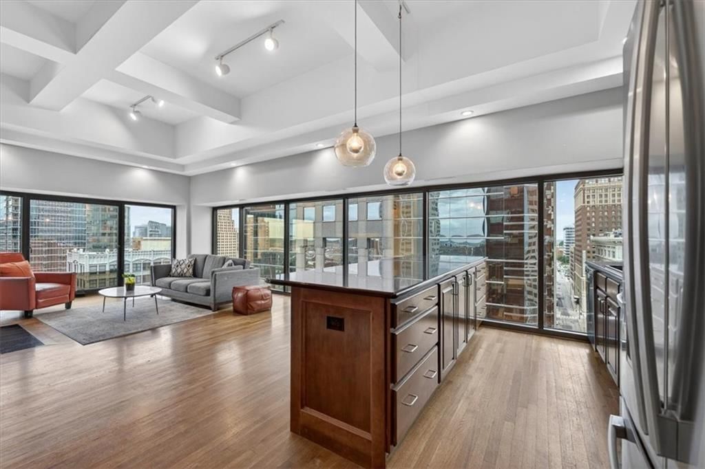 1101 Walnut Street — photo 1