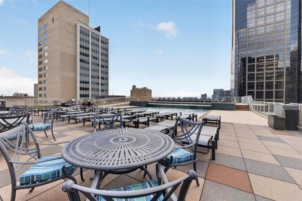 1101 Walnut Street — photo 44