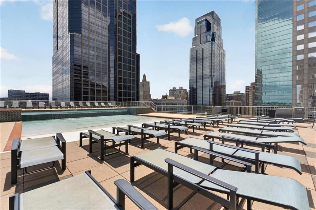 1101 Walnut Street — photo 45