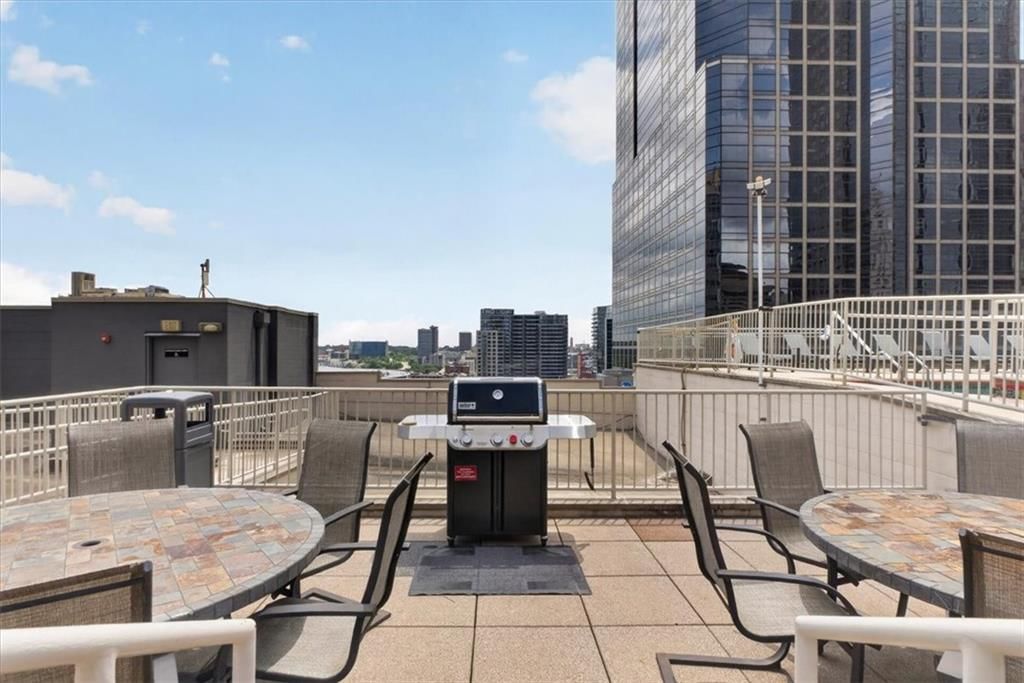 1101 Walnut Street — photo 49