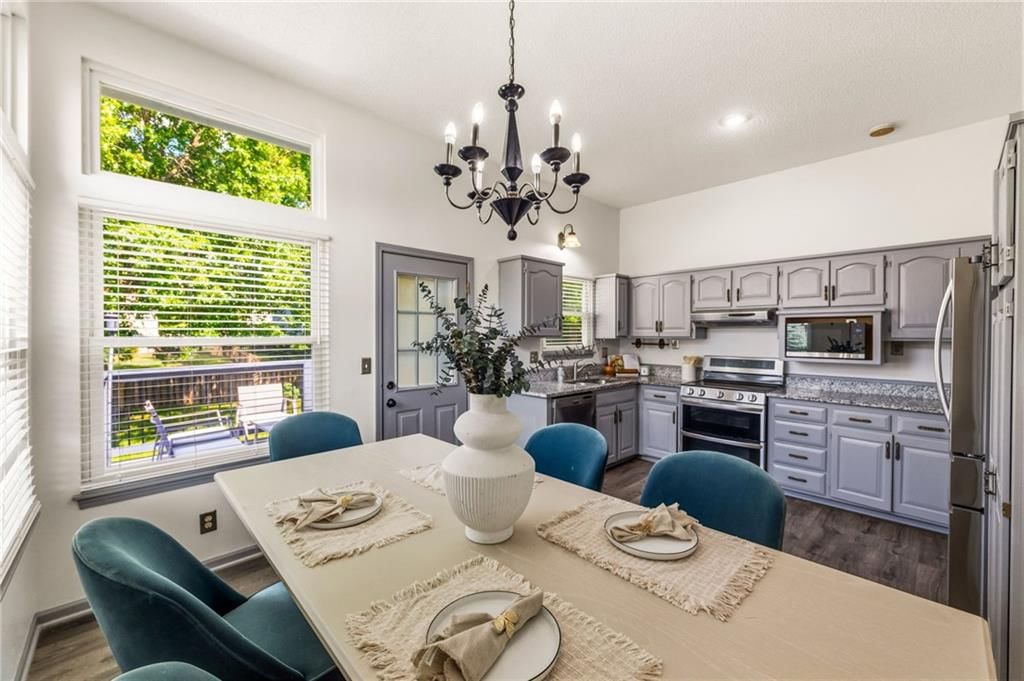 14713 Goodman Street — photo 9