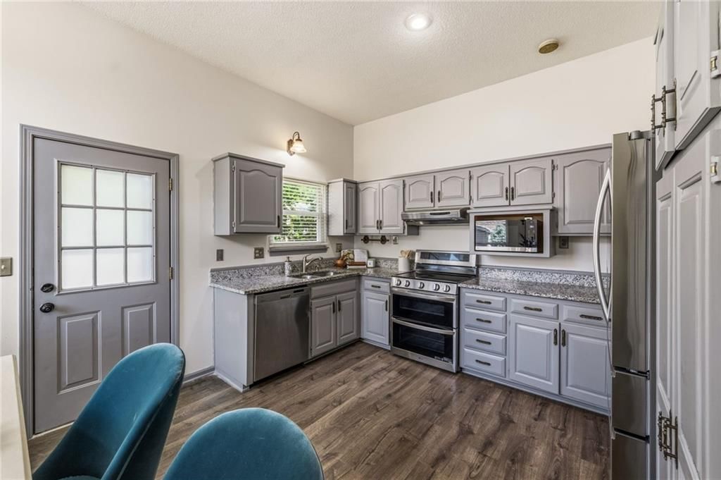 14713 Goodman Street — photo 10