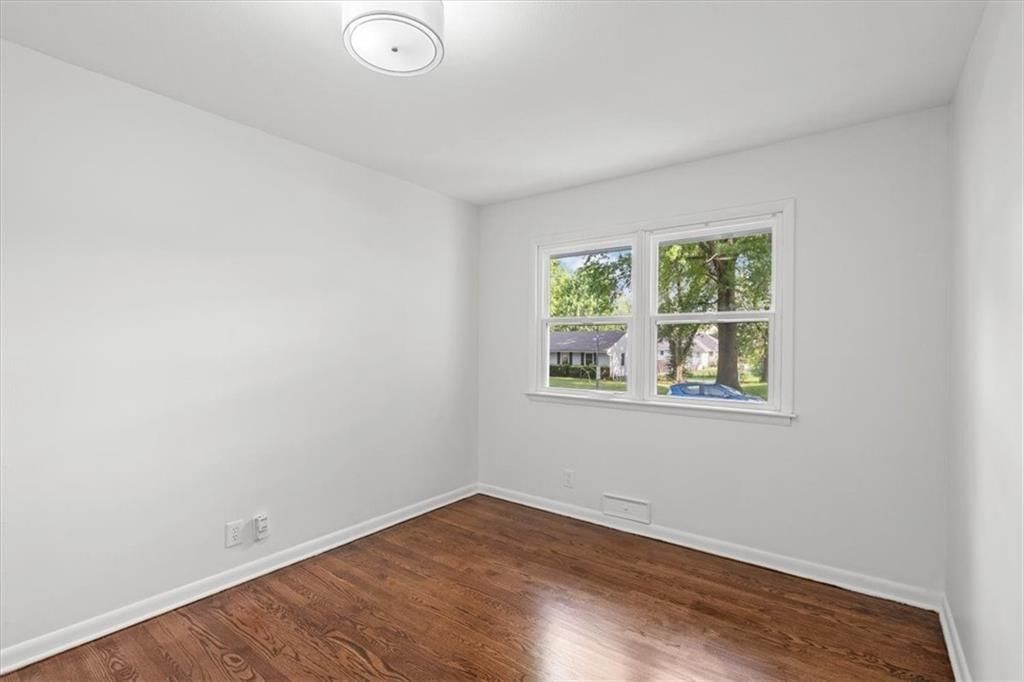 11809 E 48th Terrace — photo 12