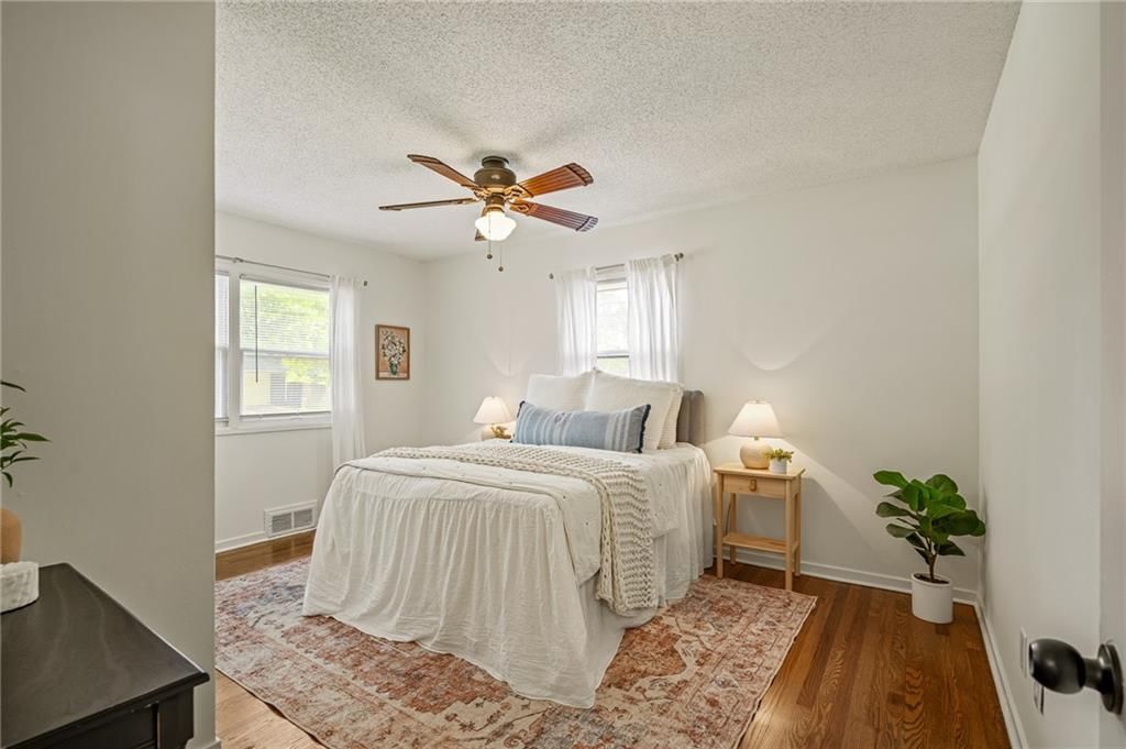 5723 W 70th Street — photo 12