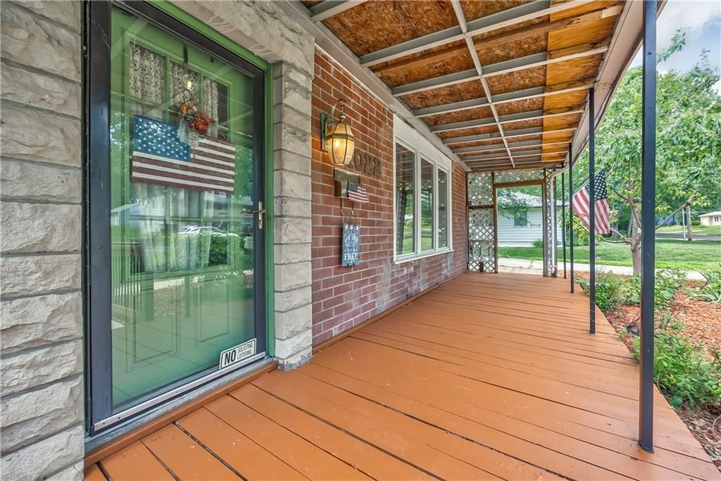 7022 Marty Street — photo 4