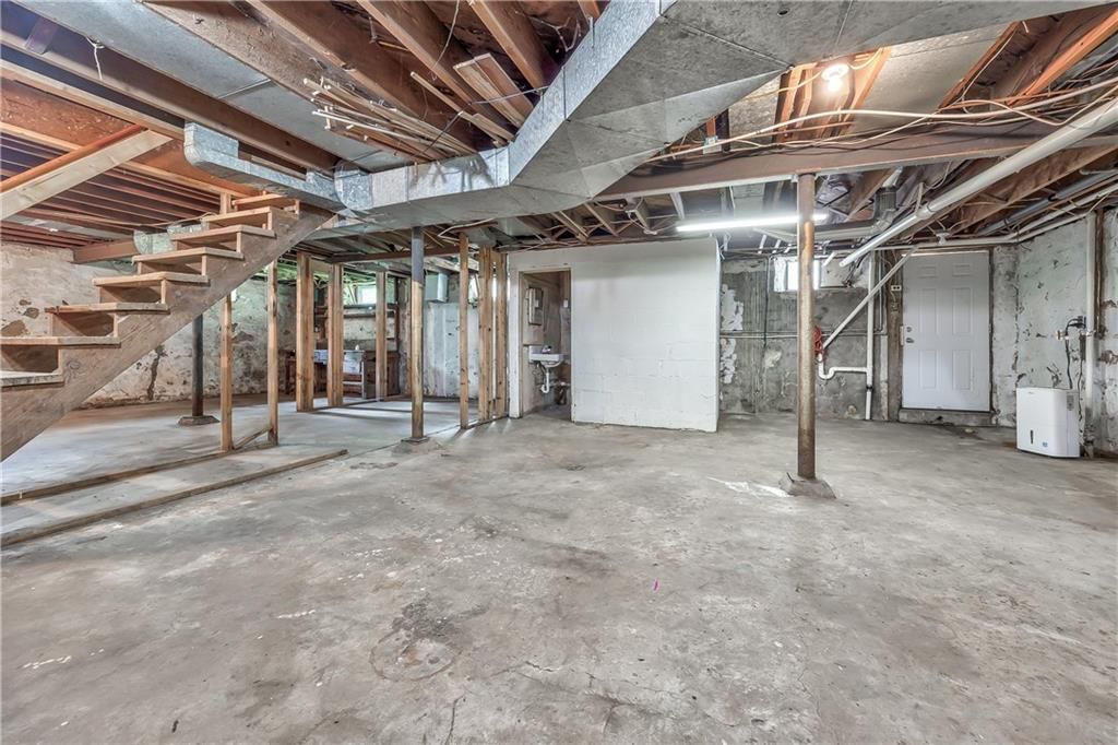 7022 Marty Street — photo 25