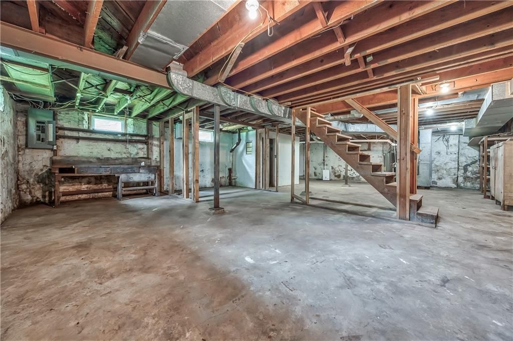 7022 Marty Street — photo 26