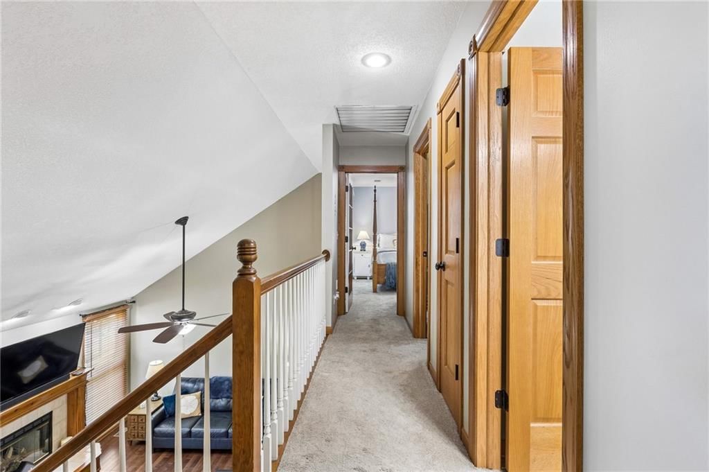 8712 N Lathrop Avenue — photo 14