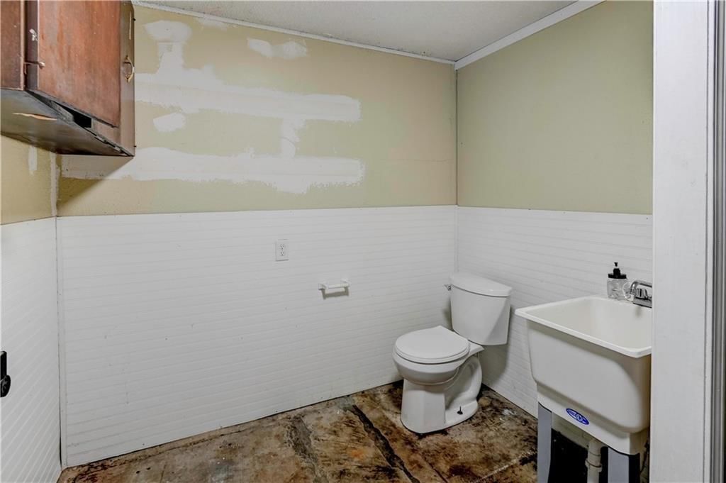 11512 BLUE RIDGE Boulevard — photo 13