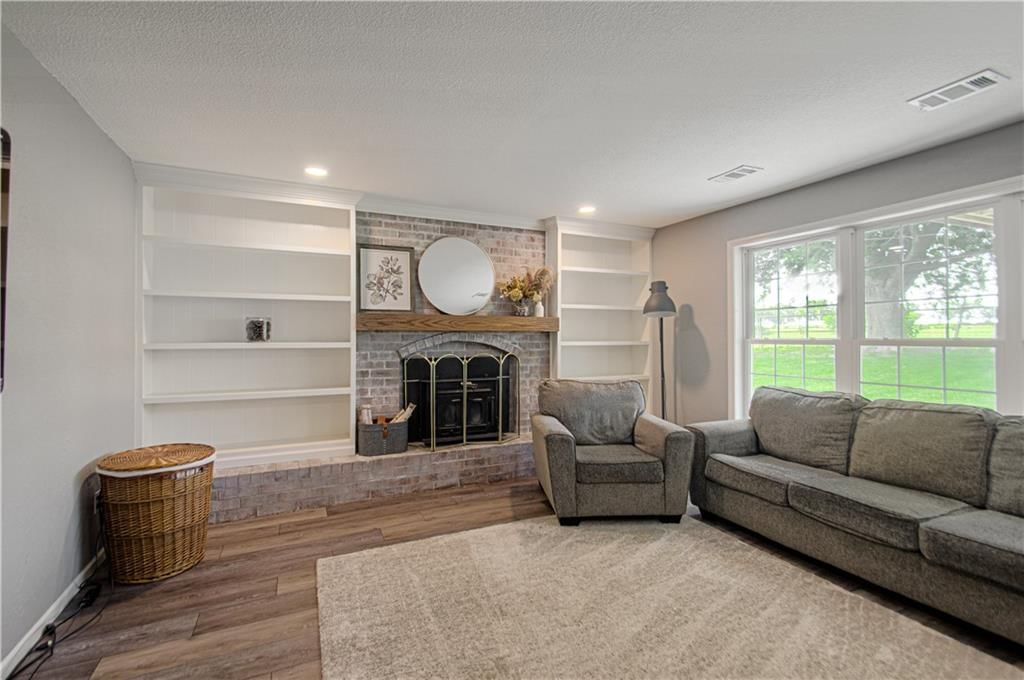 3705 W 213th Terrace — photo 11