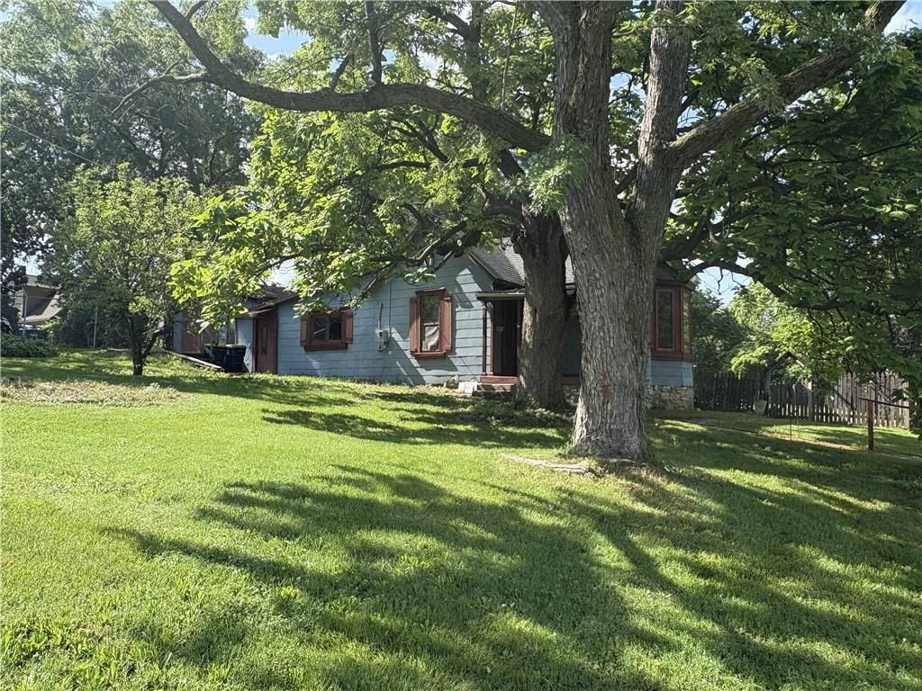 3270 Bell Street — photo 9