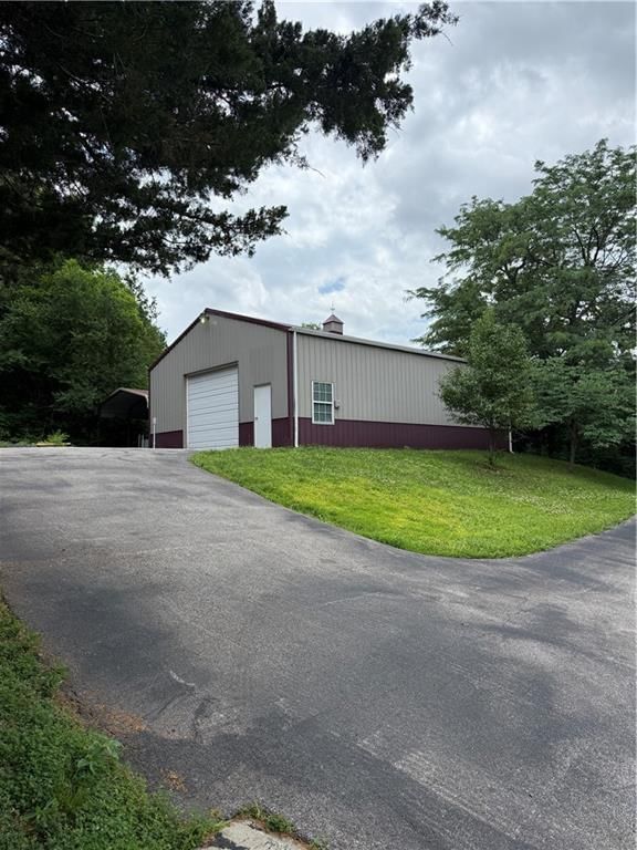 22700 E Blue Mills Road — photo 7