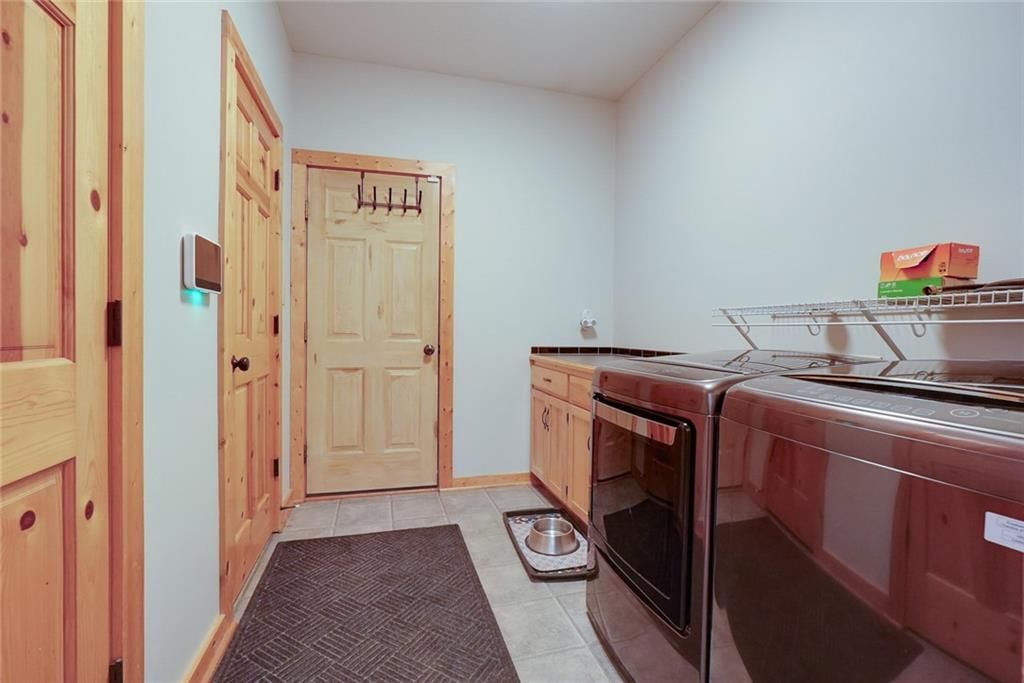 22700 E Blue Mills Road — photo 25
