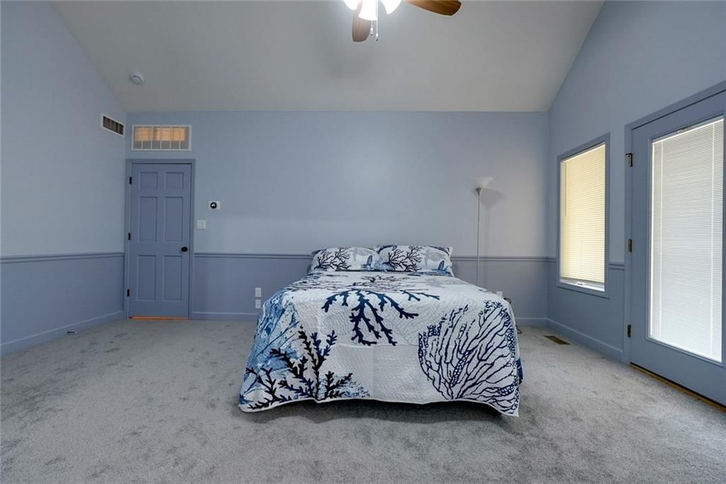 22700 E Blue Mills Road — photo 31