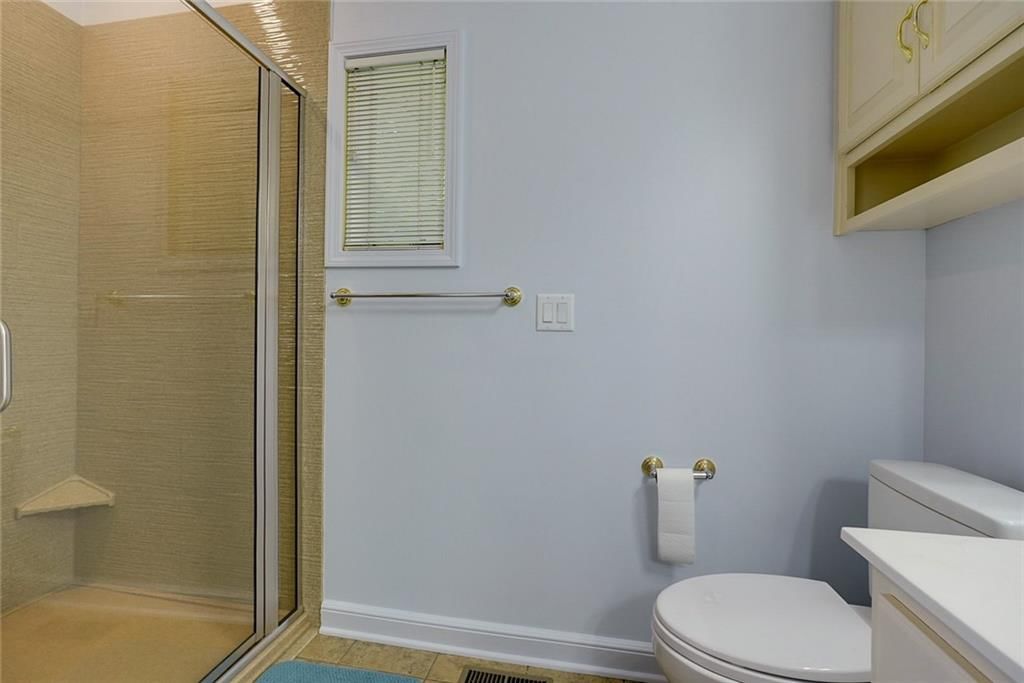 22700 E Blue Mills Road — photo 36