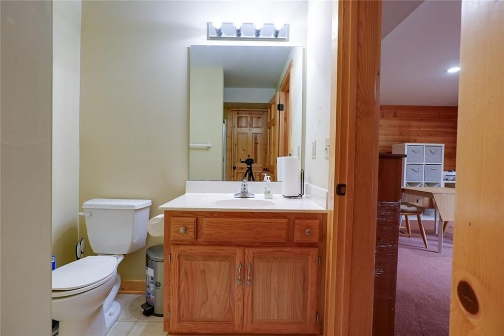22700 E Blue Mills Road — photo 47