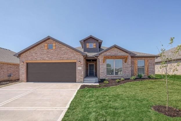 9330 Pickering Street — photo 1