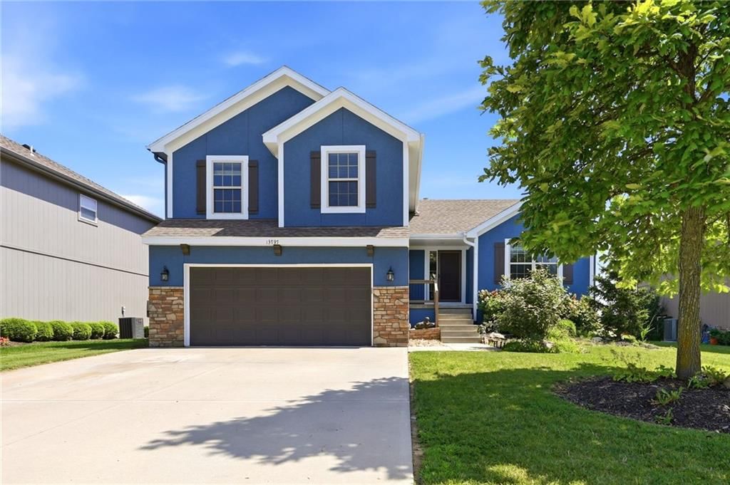 13787 Valleyview Way — photo 1