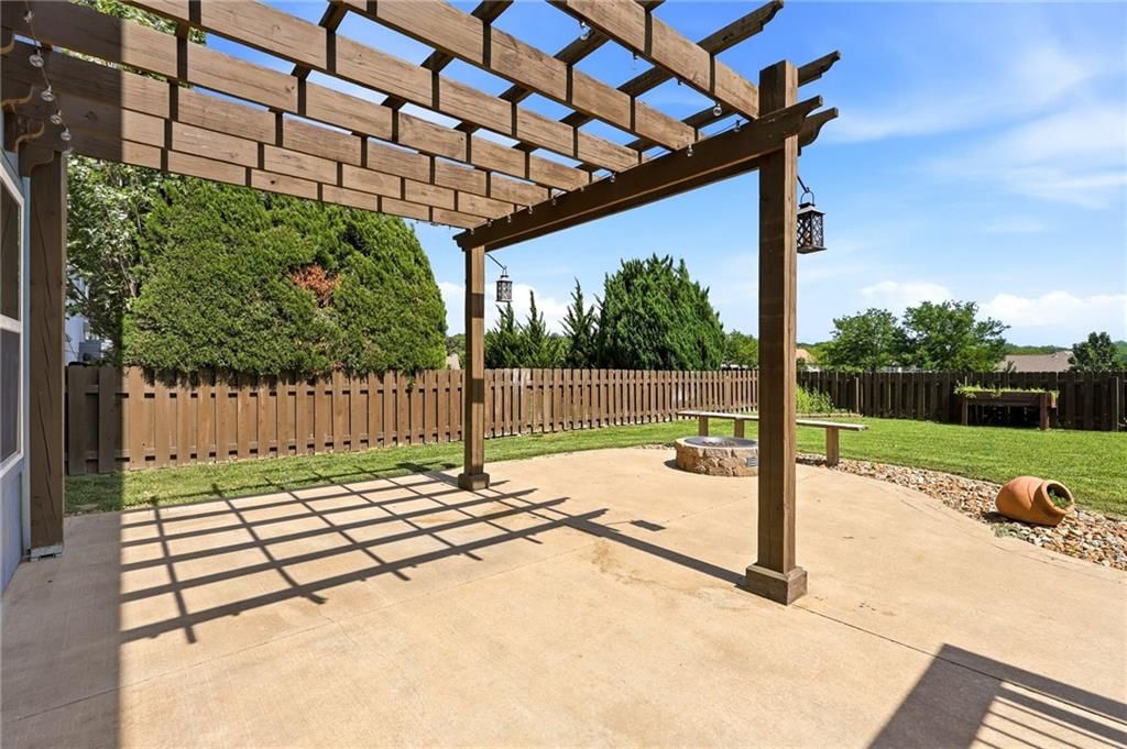 13787 Valleyview Way — photo 34