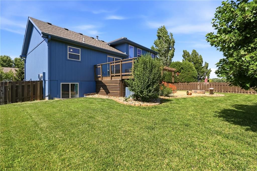 13787 Valleyview Way — photo 36