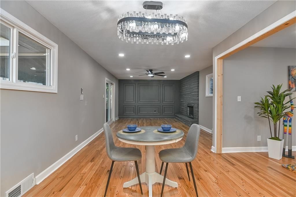 1100 W 89 Street — photo 12