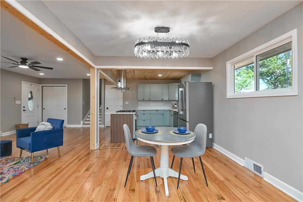 1100 W 89 Street — photo 17