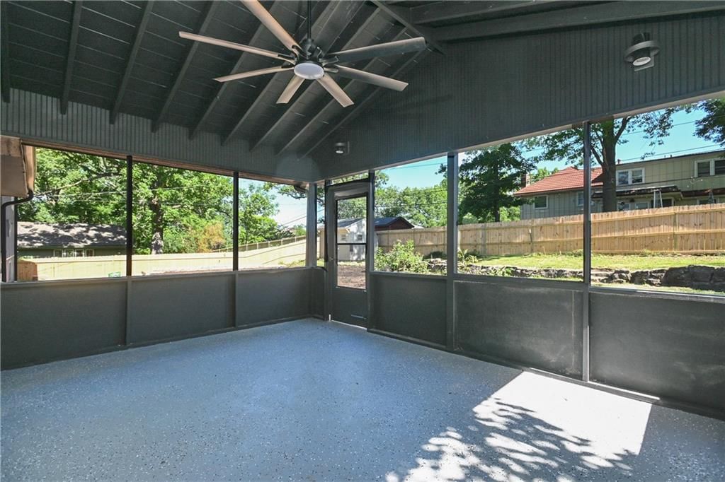 1100 W 89 Street — photo 28
