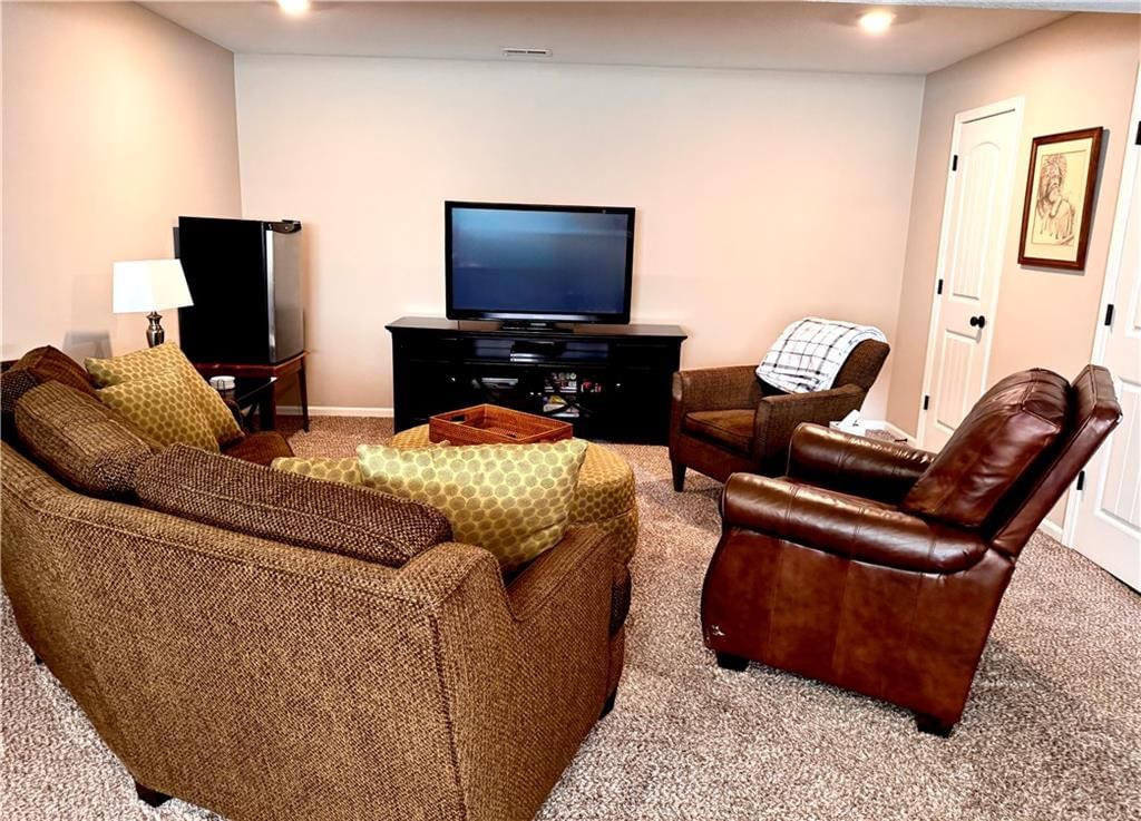 1212 Viola Street — photo 37