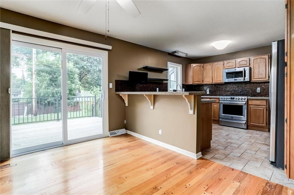 8511 W 92nd Terrace — photo 7