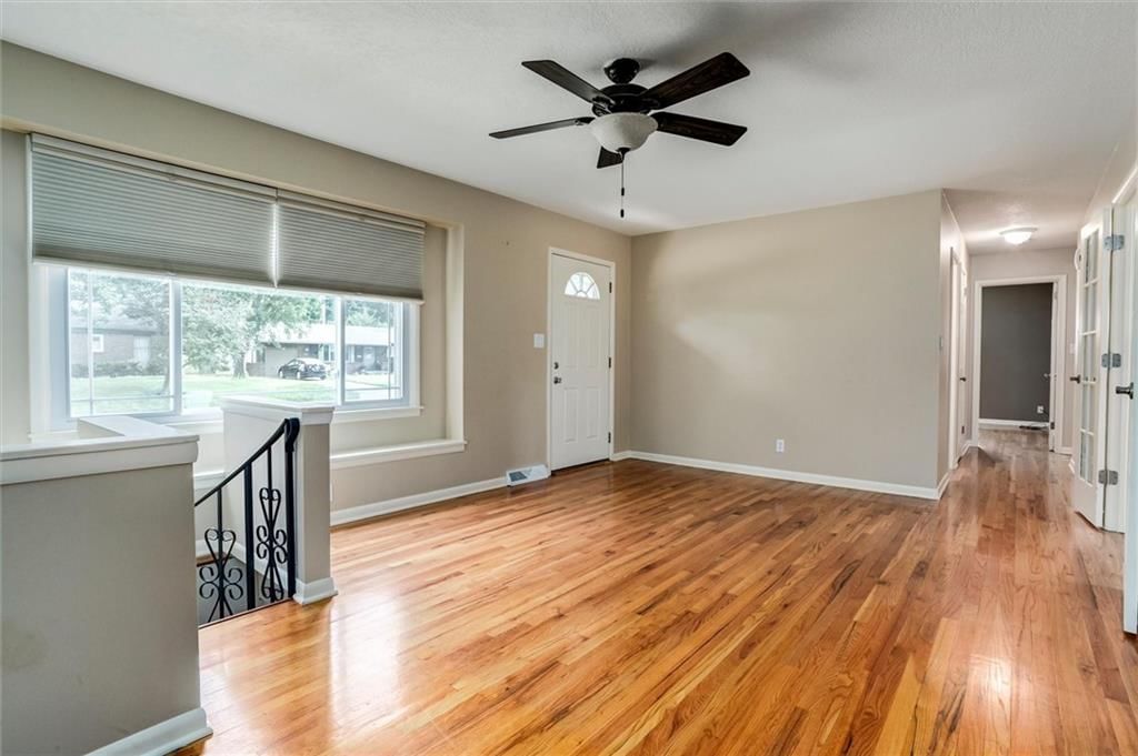8511 W 92nd Terrace — photo 9